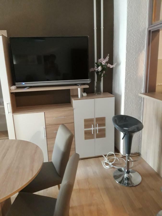 Apartman Centros Osijek Bagian luar foto